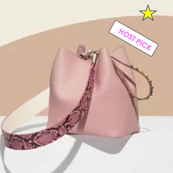 Purse Candy Boutique Handbags - B E L L A  Crossbody Bucket Bag with Insert
